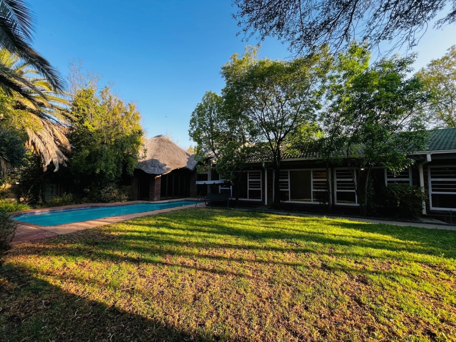 4 Bedroom Property for Sale in Heuwelsig Free State